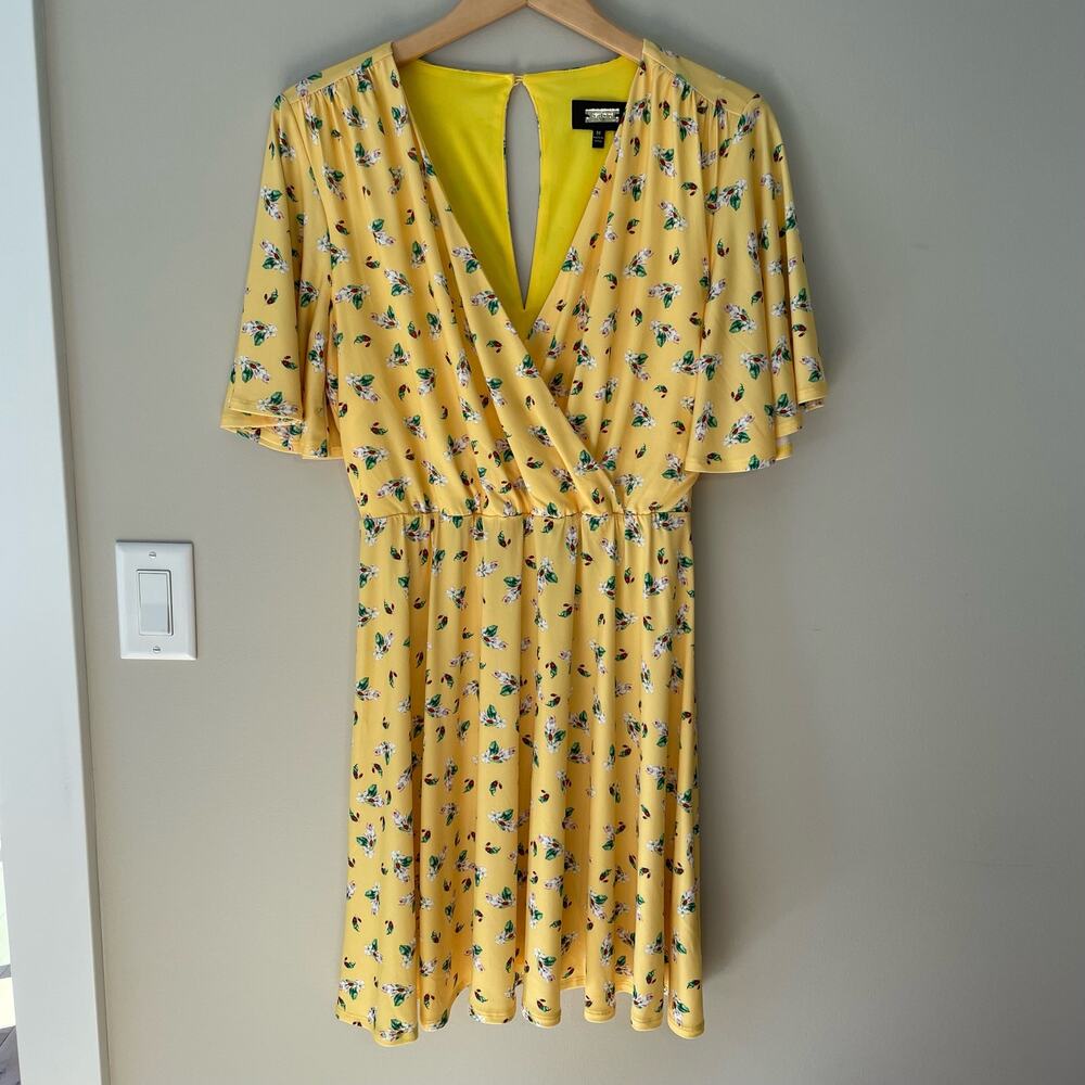 Alexia Admor Oakless Flutter Sleeve Fit & Flare Yellow Floral Dress Size Medium
